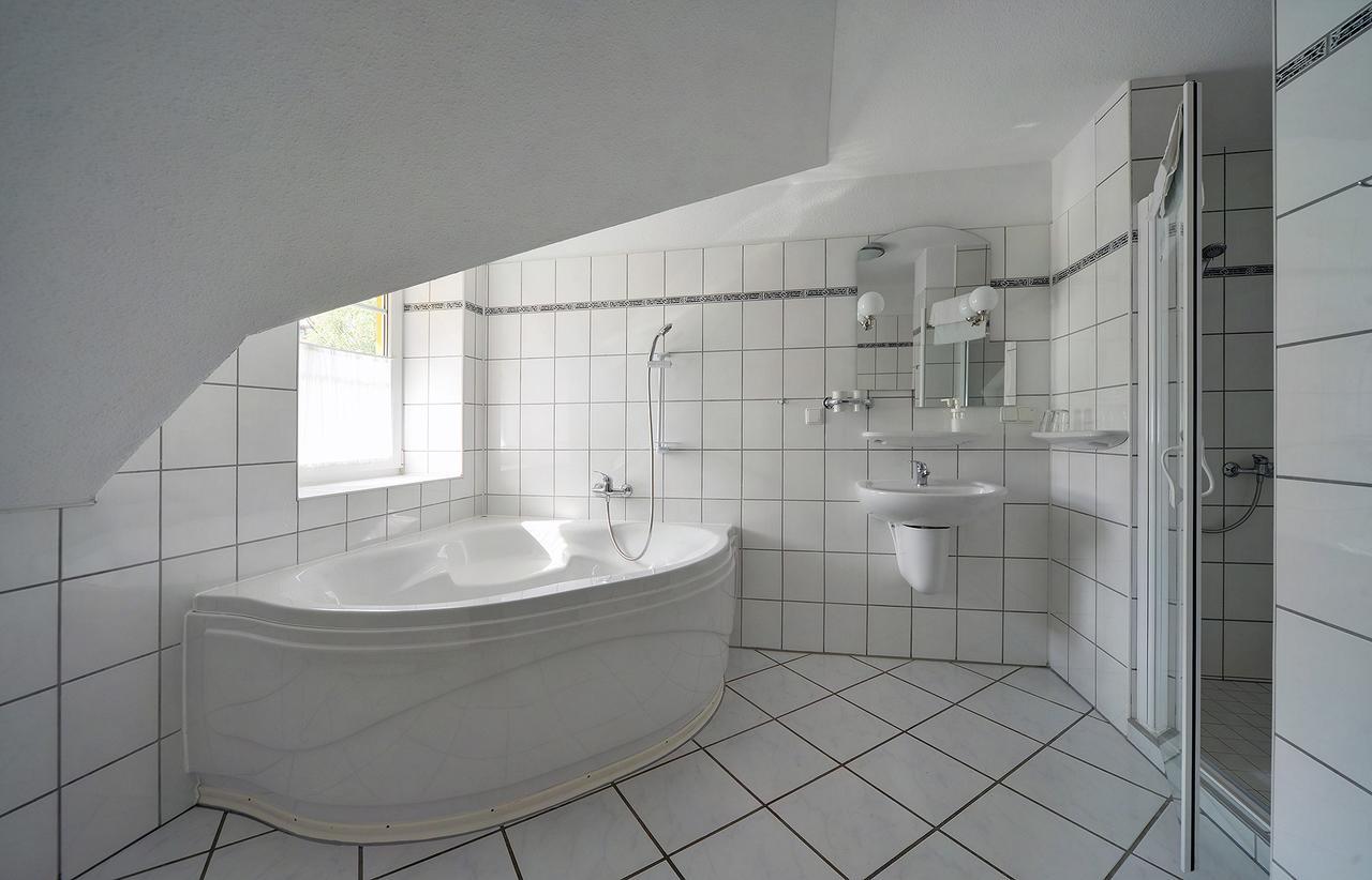 Hotel Belweder - Przy Hotelu Golebiewski カルパッチ エクステリア 写真